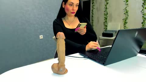 Lilith online show from March 11, 10:01 pm