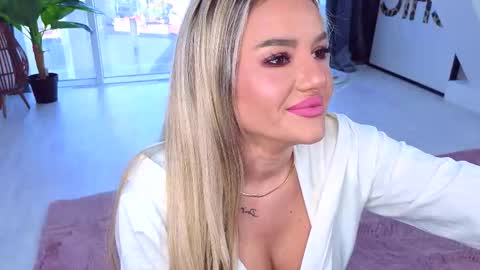 Anna online show from October 30, 12:06 pm