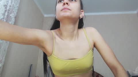 Snapshot of sports_woman5 chatting on February 4, 8:13 am Tips are the best compliment to a woman online show from February 4, 8:13 am