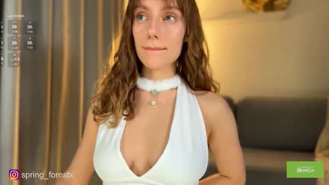 Lilly  online Monday - Friday ask time in pm online show from December 15, 3:39 pm