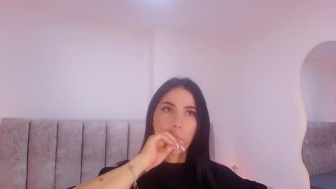 samantha online show from December 4, 7:36 pm