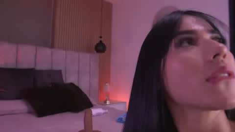 samantha online show from June 17, 7:37 pm