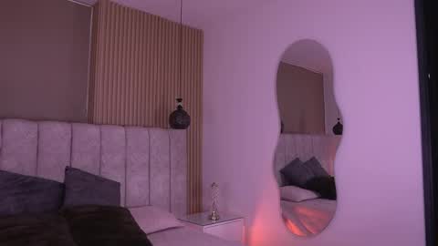 samantha online show from June 7, 7:32 pm