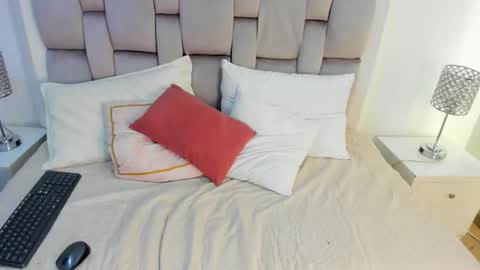 Stacy Carter online show from January 13, 11:58 am