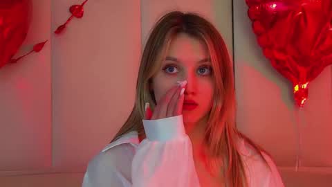 StacyEvances online show from February 13, 8:38 am