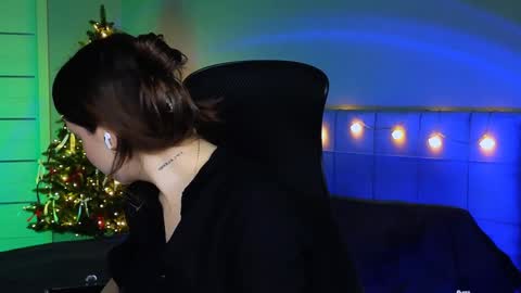 Bye bye dear See you on December 3st  online show from December 21, 6:41 am