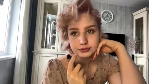 Emma online show from February 9, 7:21 am