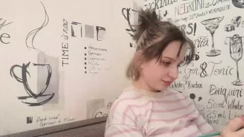 Emma online show from March 9, 7:39 pm