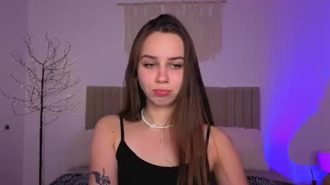 Regina and Molly online show from July 23, 2:09 am