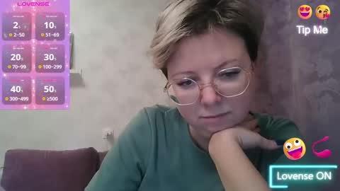 Snapshot of stasya_07 chatting on December 23, 7:17 am Stasya online show from December 23, 7:17 am