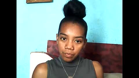 Snapshot of stecimalicia chatting on October 2, 7:13 am Malicia online show from October 2, 7:13 am