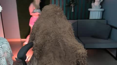 stef_nicks online show from April 23, 9:17 am