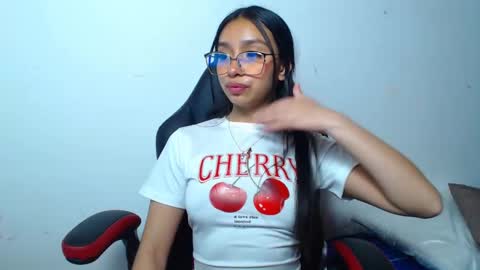 Snapshot of stefanygp chatting on March 5, 12:00 pm Stefanny lopez online show from March 5, 12:00 pm