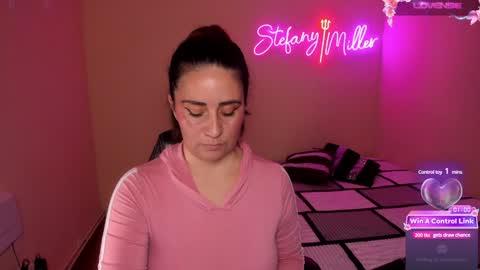 Snapshot of stefanyhotmilf chatting on January 10, 9:44 am stefany online show from January 10, 9:44 am