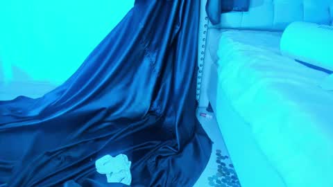 Snapshot of steffany_lopez_ chatting on February 6, 12:43 am steffany_lopez_ online show from February 6, 12:43 am