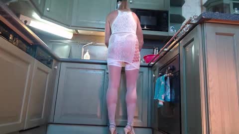 Steisha online show from March 6, 9:04 am