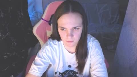 stella820422 online show from January 11, 10:42 am