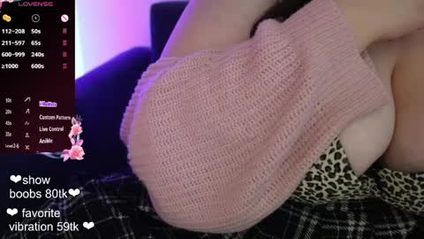 Stella online show from April 25, 4:04 pm