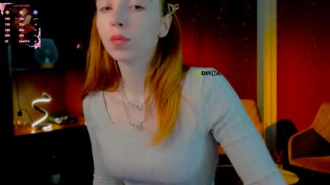 stella_flower online show from April 20, 8:06 am