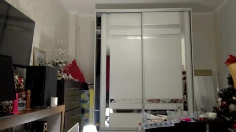 stella_walters online show from January 12, 8:47 pm