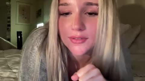 stellaraexox online show from November 13, 2:54 am