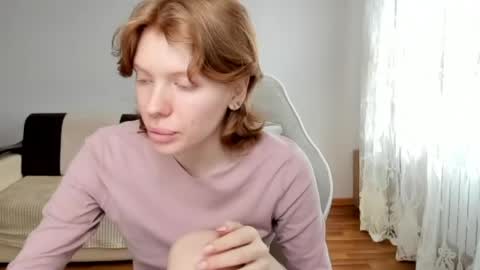 S T E L L A online show from April 21, 10:44 am