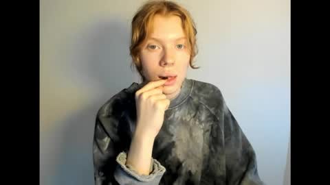 S T E L L A online show from November 27, 8:28 am