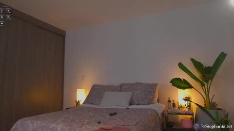 stephania_let online show from April 27, 2:14 pm