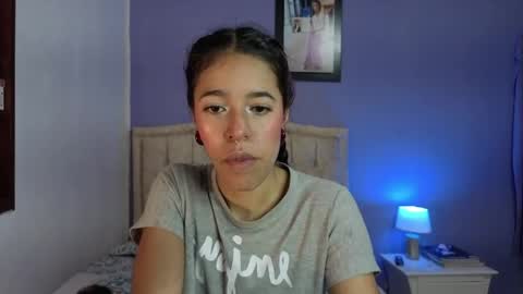 Stephania online show from April 23, 2:41 pm