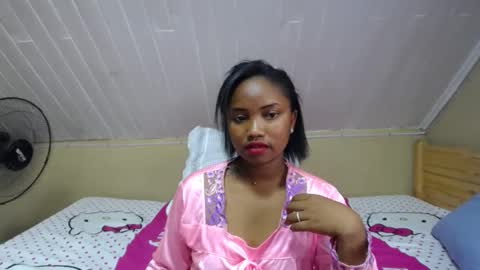 perfectly imperfect girl online show from January 10, 9:02 am