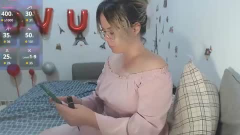 Stephanie   online show from July 17, 11:03 am