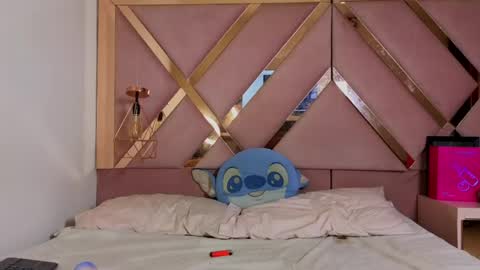 stephany_grand online show from April 23, 7:27 pm