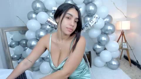 Snapshot of stephanysc chatting on October 9, 12:48 am Stefanny online show from October 9, 12:48 am