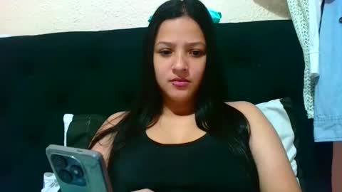 stitch30w online show from December 12, 7:26 pm