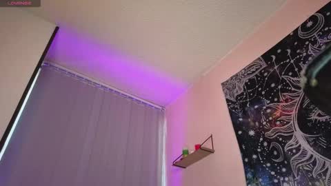 Snapshot of stonned_candy chatting on October 15, 10:01 pm Liz online show from October 15, 10:01 pm