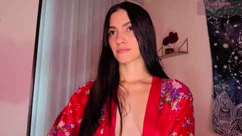 Liz online show from November 12, 5:33 pm