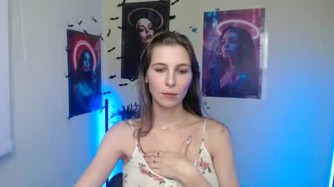 Amalia online show from December 5, 1:56 pm