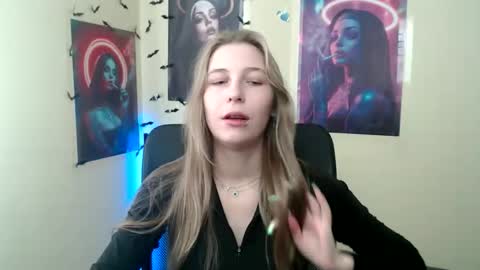 Amalia online show from April 30, 7:02 am