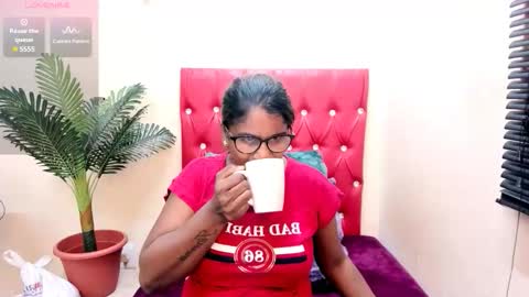 Snapshot of strawberry_lipz chatting on September 15, 6:00 am strawberry_lipz online show from September 15, 6:00 am