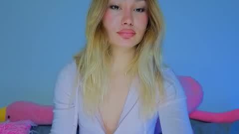 Tati and Lola online show from March 28, 4:34 am