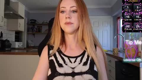 Amorina online show from April 27, 9:28 am