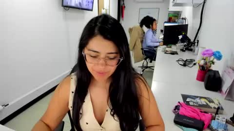 studcb_ online show from August 4, 12:05 am