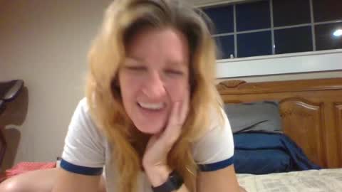 sub4you69brat online show from August 1, 12:45 am