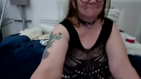 KerrieAnna Kinkster online show from December 12, 5:42 am