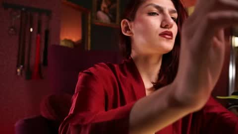subtleart_ online show from May 10, 3:03 pm