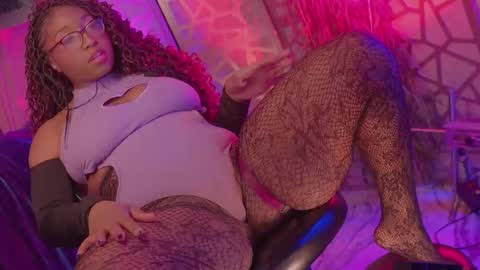 Succubus RoseMilk online show from February 28, 1:05 am