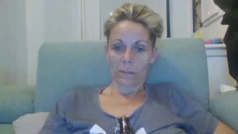 sucrette5629 online show from April 28, 8:13 pm