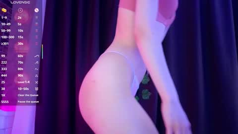 Snapshot of sugar__girl chatting on September 8, 9:36 pm Agata online show from September 8, 9:36 pm