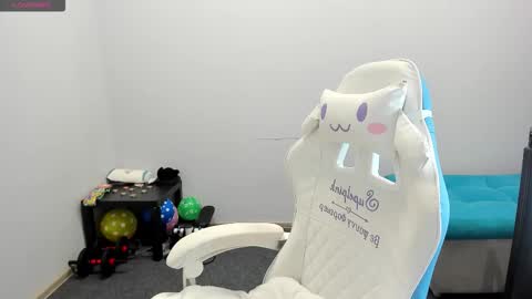 Snapshot of sugar_bunny_girl chatting on October 20, 1:30 am Ariana online show from October 20, 1:30 am