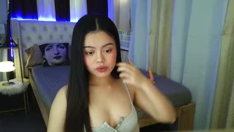 sugar_pinay18x online show from December 15, 11:21 pm